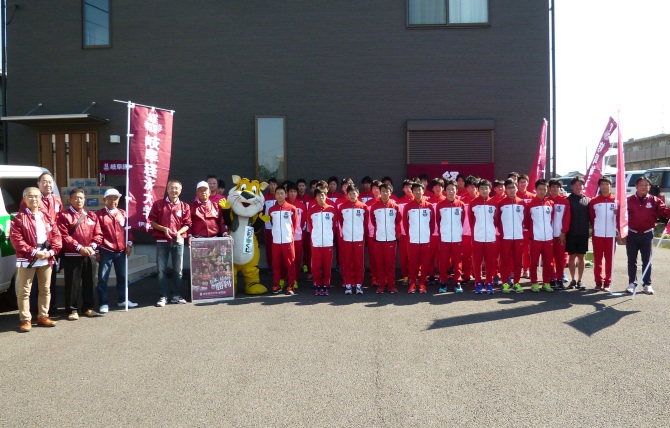 三重県からOBの皆さんが全日本大学駅伝出場前の駅伝部の応援に駆けつけてくれました。